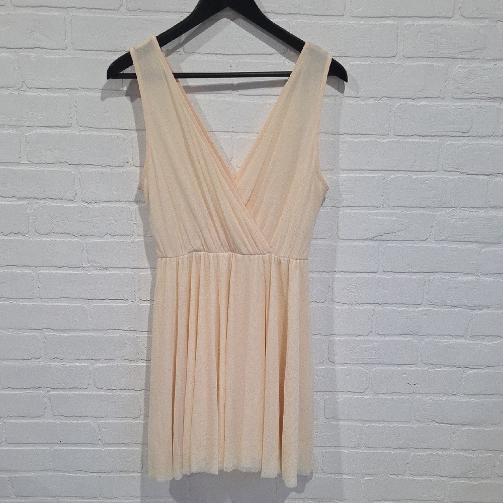 Elegant Cream Sleeveless Dress